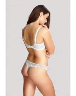Panache Clara String Kleine - Grote Maten 34-46 - Ivory - 7259 13 Panache Clara String Kleine - Grote Maten 34-46 - Ivory - 7259 -ondergoed winkel panache clara string kleine grote maten 34 46 ivory 7259 5