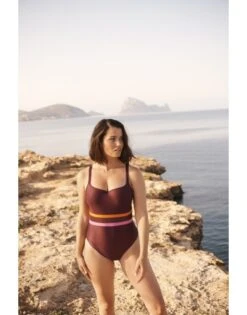 Panache Swim Kira Active Badpak Grote Cupmaten D - O / T. 65-85 - Mulberry - SW1385 -ondergoed winkel panache swim kira active badpak grote cupmaten d o t 65 85 mulberry sw1385 4